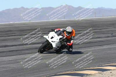 media/Jan-16-2026-CVMA Friday Practice (Fri) [[6f2bf47531]]/4-Racer 3-NRS/Session 3 (Bowl)/